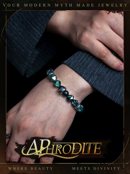 Pine Shadow — Sculpted Black Agate Bead Bracelet, Natural Wood Spirit, Quietly Distinct Design